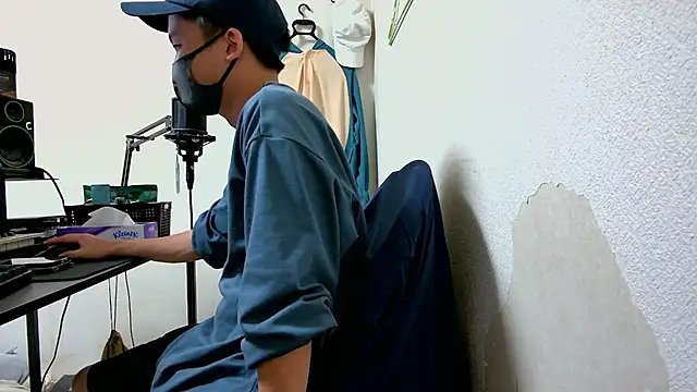 RYUTA_9911 live sex cam