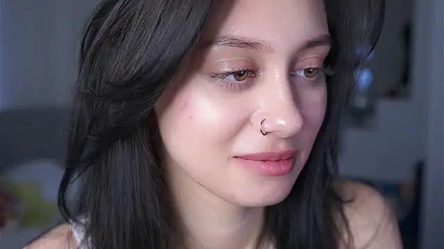 MarvisKuhIo's cam snapshot