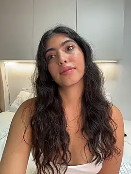 Gaby_zahir_'s cam snapshot