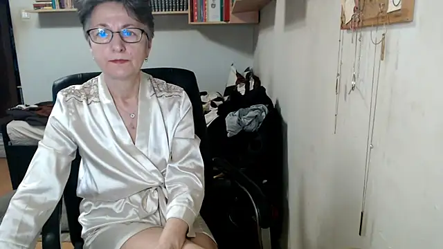 katemodel's cam snapshot