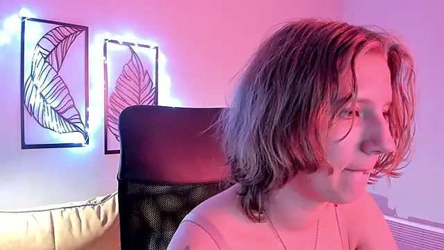 Hailey_Foxy's cam snapshot