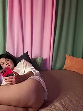 HotyEmily's cam snapshot