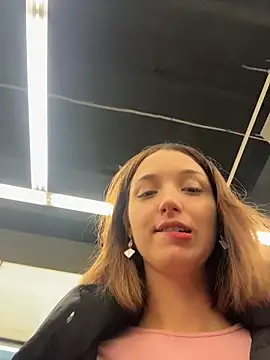 DollyTall live sex cam