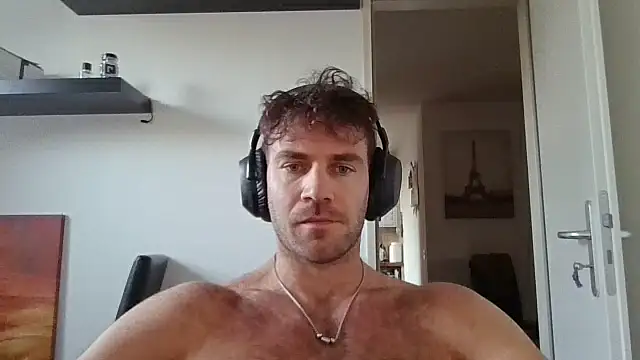 alpha-hunk live sex cam