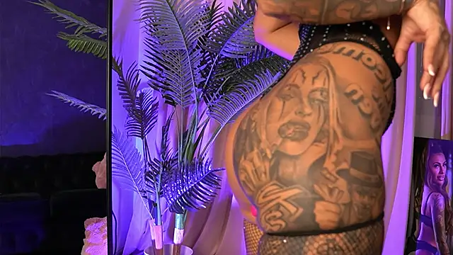 firesbomb777 live sex cam