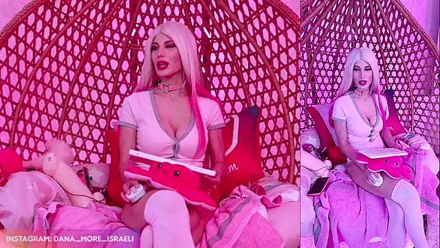 dana_more live sex cam