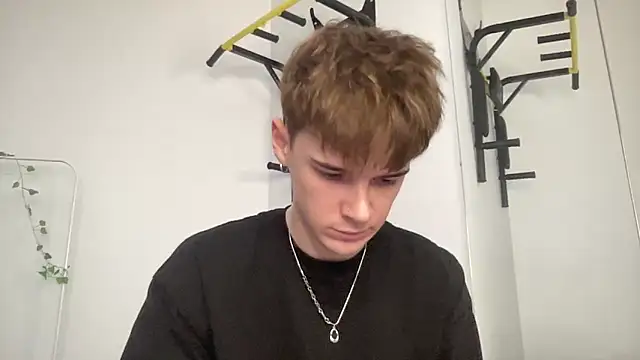 Milk_Guy live sex cam