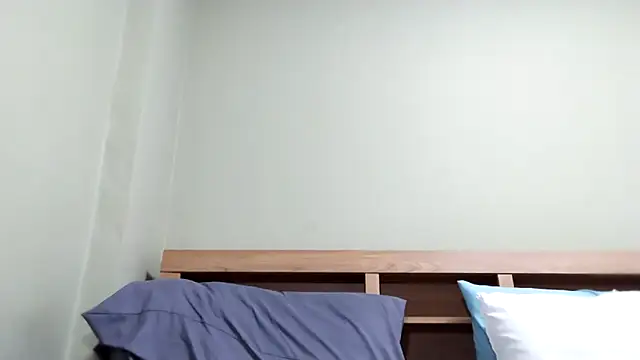 BIGUNCUTHARDCOCK live sex cam