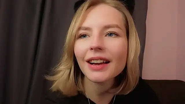 BaileyBernos's cam snapshot