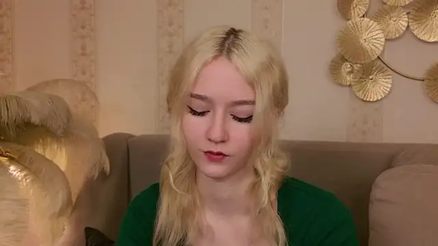 NaomiLoys's cam snapshot