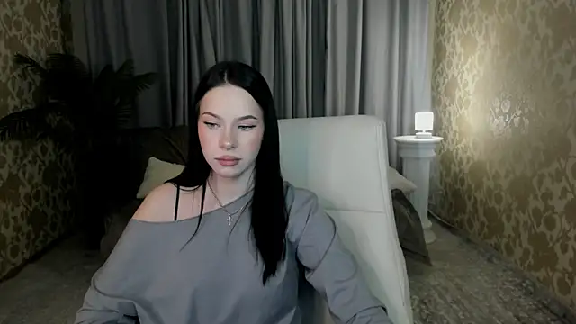 FloraCherry's cam snapshot