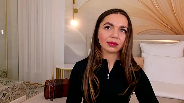 CamillaLarson's cam snapshot