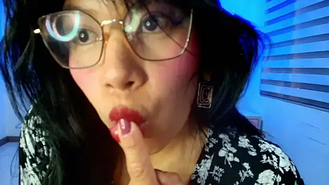 EsmeraldaChantre's cam snapshot