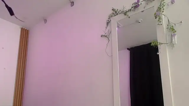 ALLISA_PRITCHETT's cam snapshot