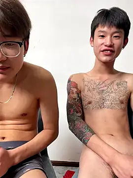 Cate-boy's cam snapshot