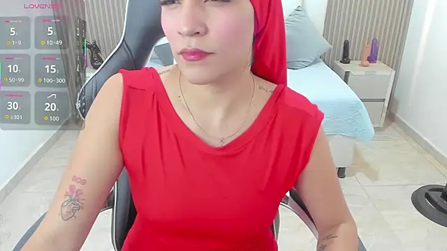 Zulema_hamdi's cam snapshot