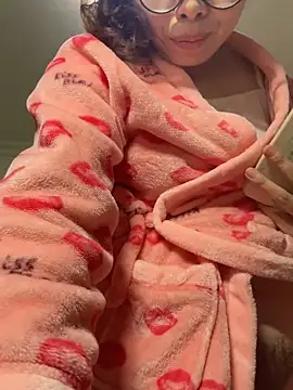 chick-888's cam snapshot