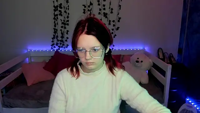 shy_elina01's cam snapshot