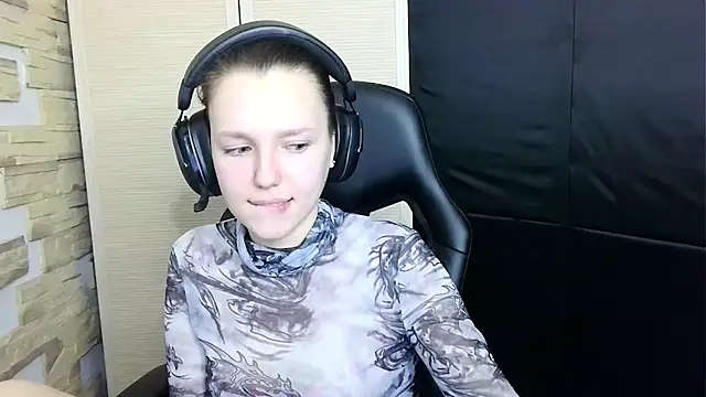 Diana-back's cam snapshot