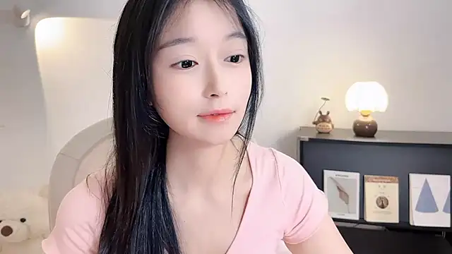 Onechestnut's cam snapshot