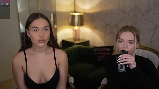 Cassy-Celestial_'s cam snapshot