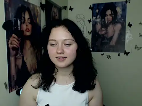 LadyAlice_'s cam snapshot