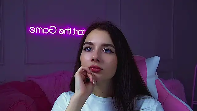 SelenaPonces's cam snapshot