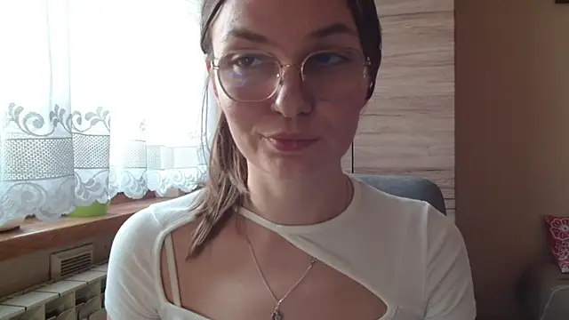 LooveELLYx's cam snapshot