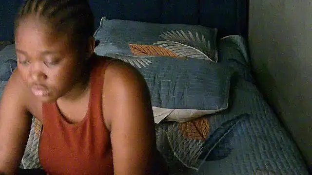 HOTMADDIE02's cam snapshot