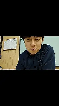 whitebriefboy's cam snapshot