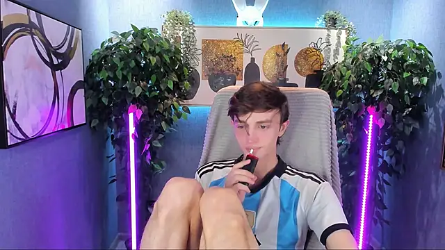 John_Weasley live sex cam