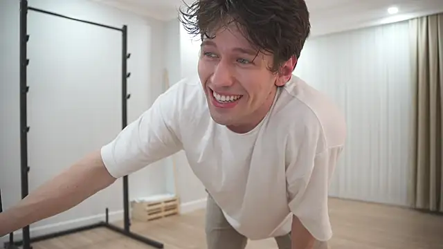 tommyjoyer live sex cam