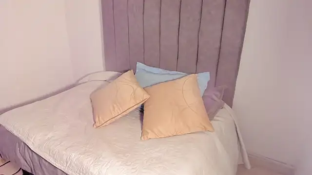 Roxanedewalle's cam snapshot