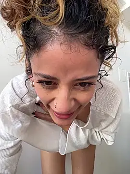 alana15 live sex cam