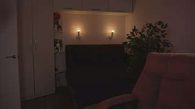 Naughty_mooncake live sex cam