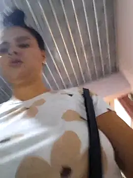 sexy-latin10 live sex cam