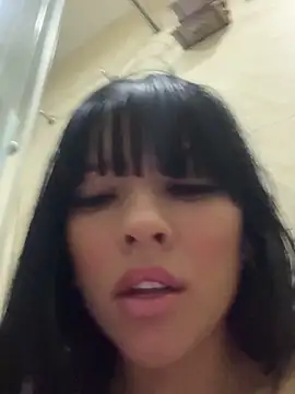 BrendaCrean live sex cam