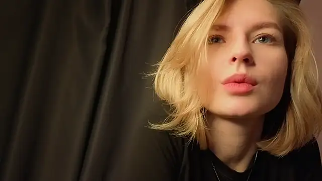 BaileyBernos's cam snapshot