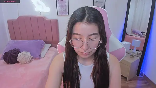 Amy_joones's cam snapshot