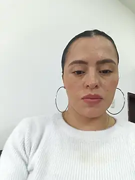 ALEJA__22's cam snapshot