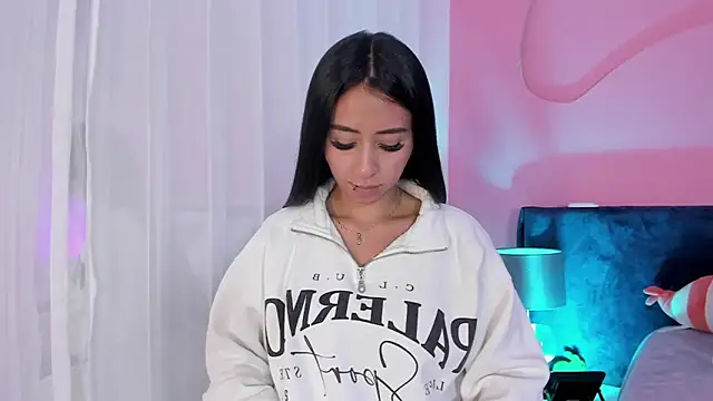 Alaia_Manson's cam snapshot