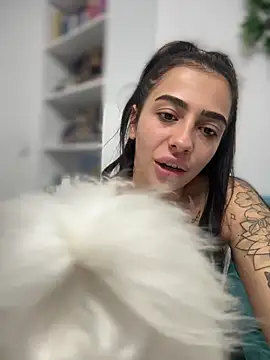 LaraVegas_'s cam snapshot