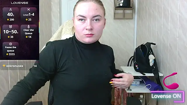 ElenaMaeer live sex cam