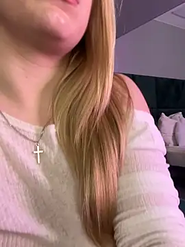 MilaHester's cam snapshot