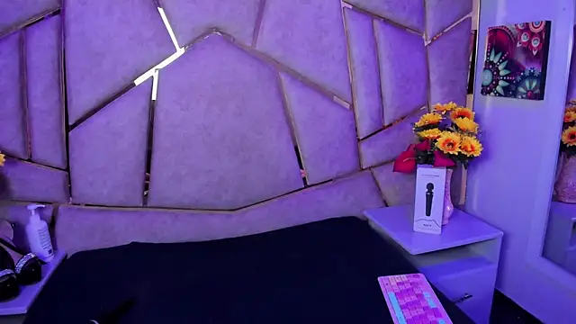 MelanyAss_'s cam snapshot