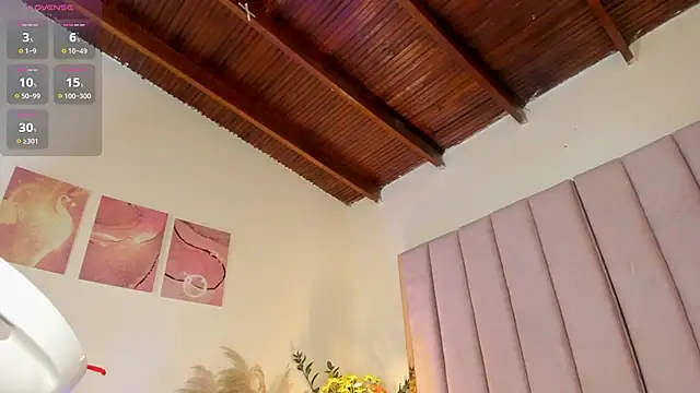 Milan_ebony live sex cam