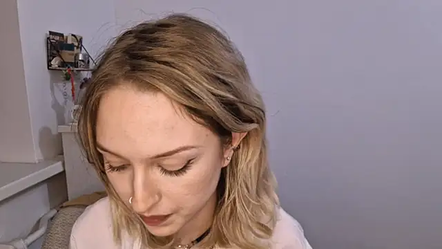 SilvanaKelson's cam snapshot