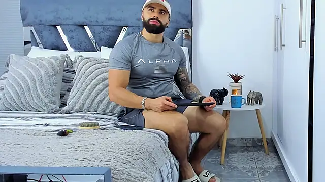 Zack_Froone live sex cam