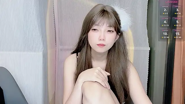 Evelyn-168's cam snapshot