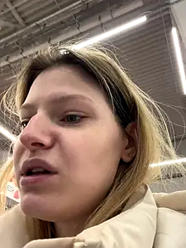 MaryHiggins live sex cam